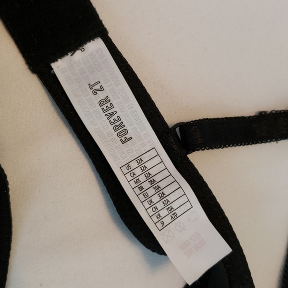 Forever 21 - Black Pushup Bra - Picture 4 of 6